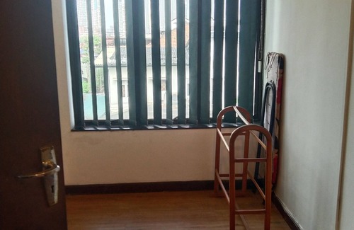 Kollupitiya Apartment | Lovely Large Studio Flat in Colombo Central