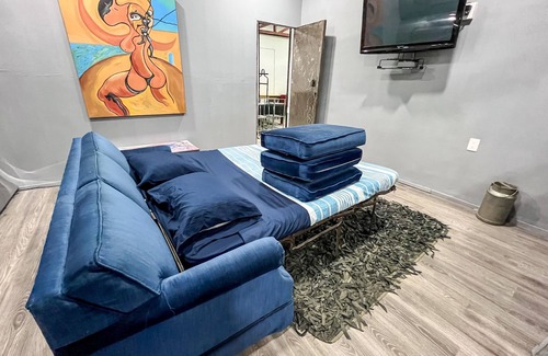 San Luis Potosi Apartment | Lovely Loft 10 min from downtown - Free Parking