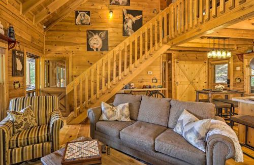 Hidden Lake House | Lovely Log Cabin and Bunkhouse with Views and Yard!