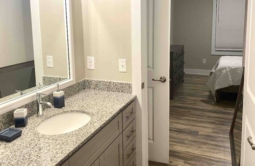 Northeast Raleigh Apartment | Lovely Luxury smart 2bdr apartmnt keyless/Nostairs