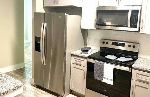 Northeast Raleigh Apartment | Lovely Luxury smart 2bdr apartmnt keyless/Nostairs