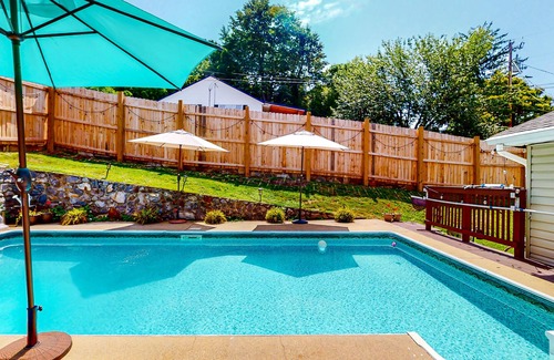 Canton House | Lovely modern home with private yard, swimming pool, firepit, & mtn views