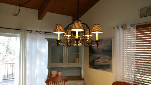 Groveland House | Lovely Mountain Lake Chalet by Yosemite: Equipped!