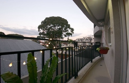 Campina do Siqueira Apartment | Lovely new apartment near Barigui Park with garage
