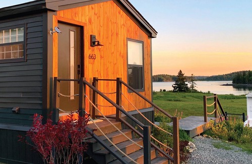 East Machias Cottage | Lovely ocean views, hiking & lobster boat lounge