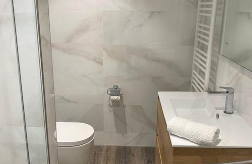 Belair Apartment | Lovely One Bedroom Apartment in City Center with Parking, near Public Transport