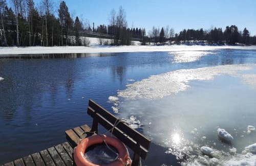 Lempaala Ski Chalet | Lovely riverside cottage close to Tampere