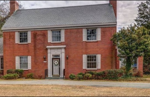 Tarboro House | Lovely Rooms in Historic Tarboro Home