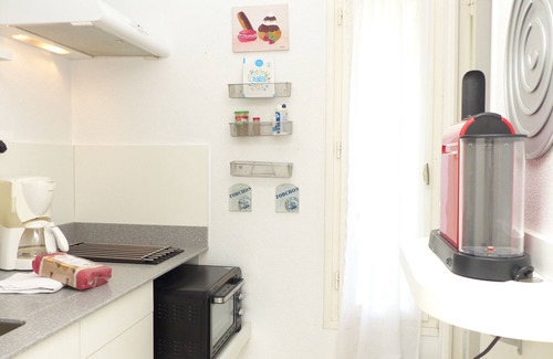 Locmariaquer Apartment | Lovely sea view studio in Locmariaquer