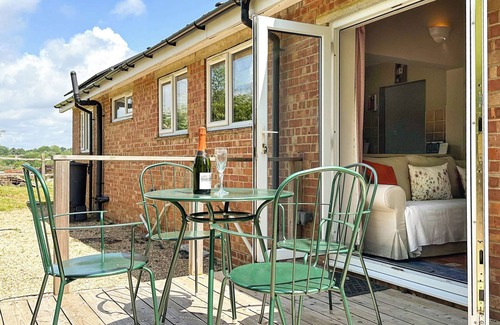 Hassocks Cottage | Lovely single-storey cottage with garden in a quiet rural location.
