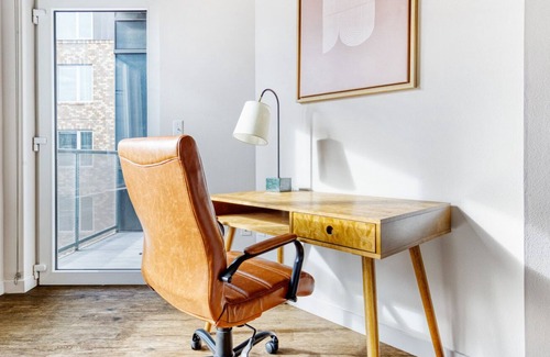 Cascade Apartment | Lovely SLU 1BR w/ Gym & Pet Area, close to Space Needle, by Blueground