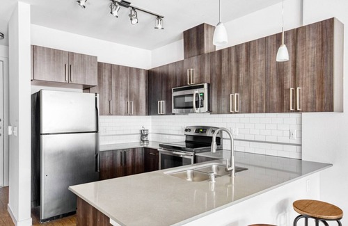 Cascade Apartment | Lovely SLU 1BR w/ Gym & Pet Area, close to Space Needle, by Blueground