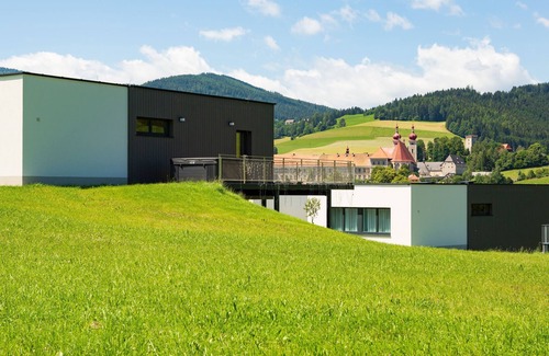 Sankt Lambrecht House | Lovely spacious house with a sauna by the slopes