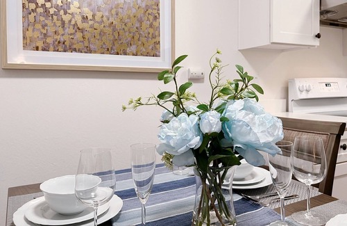 Central Berkeley Apartment | Lovely，Super Convenient 2B1b Apartment, Berkeley