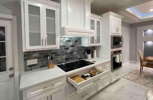 Pharr House | Lovely Valley Getaway Main Home w King Size Bed