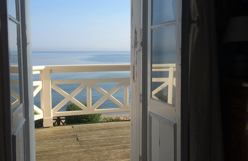 Grandcamp-Maisy House | Lovely villa in front of the sea