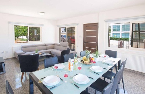 Protaras Villa | Lovely villa perfect for families, great location