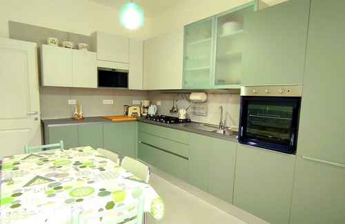 Forte dei Marmi Villa | Lovely Villa with garden, 400 mt from the sea, Forte dei Marmi, Versilia,Wi-Fi.