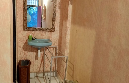 Lovina Hotel | Lovina Central Hostel