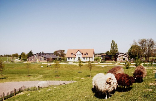 Stahlbrode House | Lovingly renovated farmhouse on eco-farm - only 1 km to the Rügen ferry