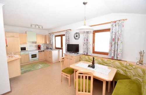 Zillertal Apartment | Lovingly furnished apartment in a central location