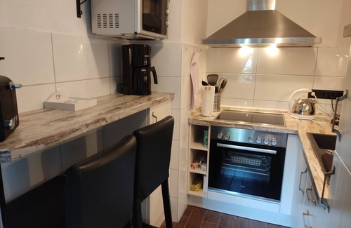 Wilhelmshaven House | Lovingly furnished apartment with its own entrance and parking space