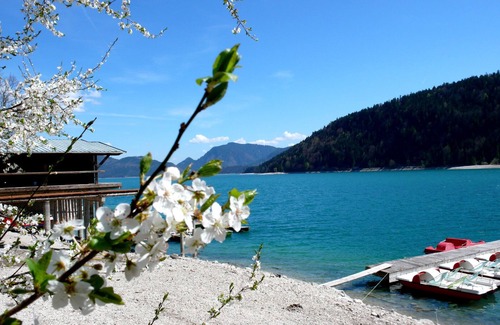 Wallgau House | Lovingly furnished 3-star apartment in Wallgau.