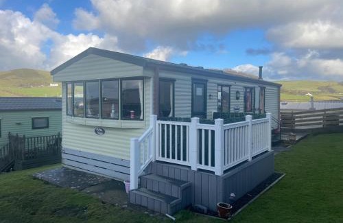 Aberystwyth Ski Chalet | Lovley Sea Viev 2 Bedroom Caravan in Clarach Bay