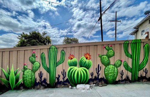 Grant Hill House | Low riders, murals, tattooed homes and fresh tacos, you're in the right place.