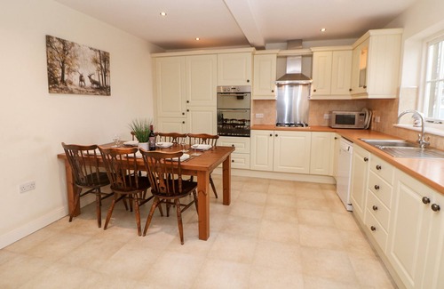 Ashford-in-the-Water Cottage | Lower Cowden Farm