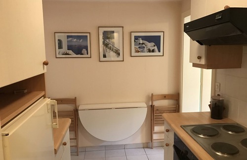 Vandoeuvres Apartment | Lower-ground appartment with pool - 10 min from Geneva center