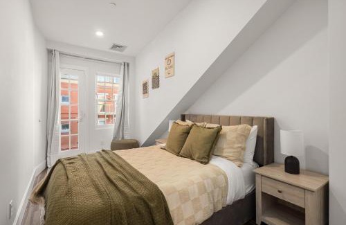 Financial District Apartment | Lower Manhattan 3BR Gem, Perfect for Families