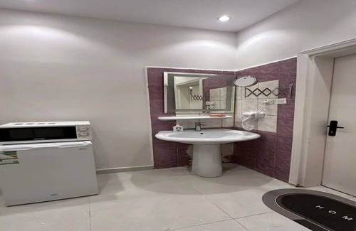 Riyadh Apartment | LP3.1 - Cozy Studio Apartment in Central Riyadh