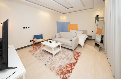 Riyadh Apartment | LP36.1 - Sleek 1BR Apartment Near Boulevard City