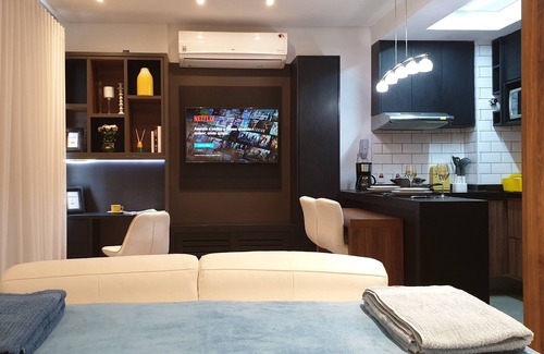 Sao Paulo Apartment | Luxury Queen Bed Downtown - EZ Tower & Rochavera Corporate next door