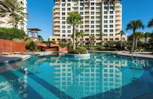 Four Mile Village Condo | Luau Studio in Sandestin!