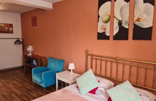 Saftica Apartment | Luca's studio 3 ,Close to Therme Bucharest, Airport Otopeni