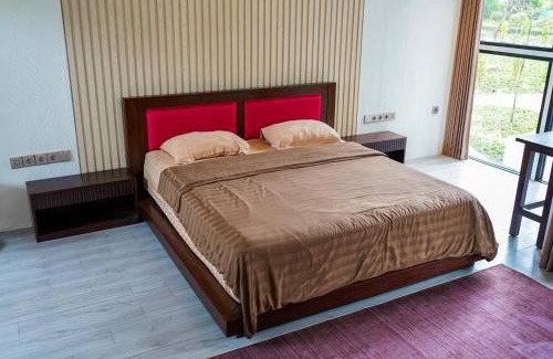 Bandengan Hotel | Lucca Resort & Residence