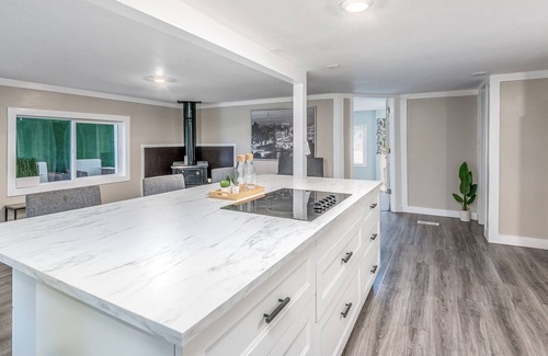 Rochester Other | Lucid Fields 10 Acres with a Stargazing Hot Tub