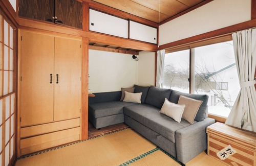 Myoko Cabin | Lucky Duck Cabin Myoko