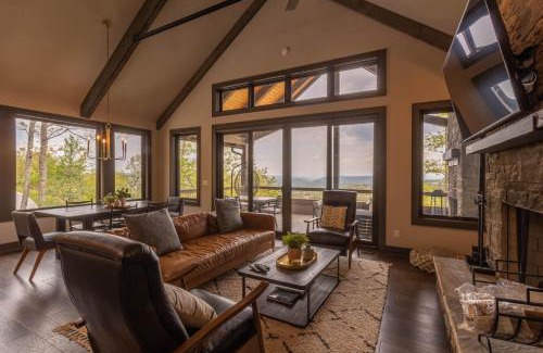 Deep Gap House | Lucky Landing at Blue Ridge Mountain Club