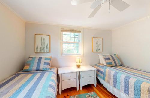 West Chatham House | Lucky Number Seven
