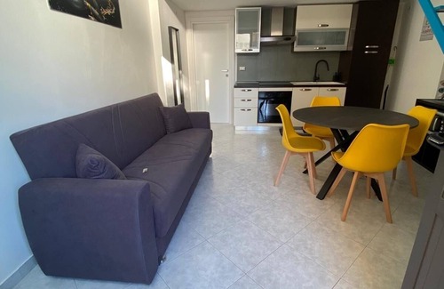 Molfetta Apartment | Lucry's little House