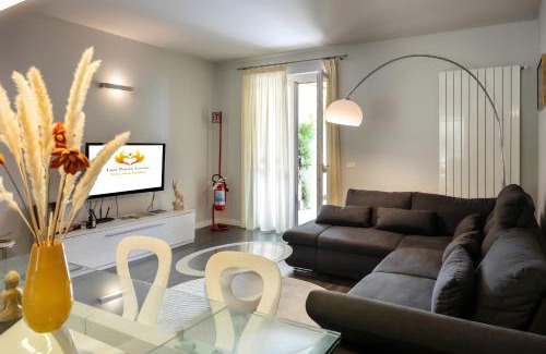 Lovere House | Luer Prince