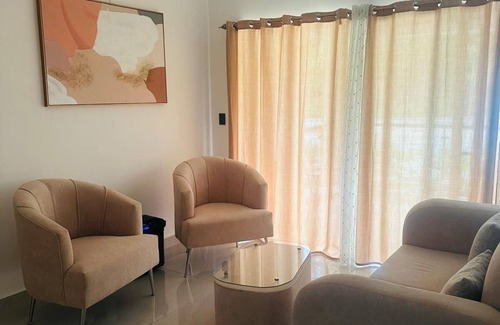 Punal Apartment | Lugar comfor para relarjarse- 2 habitaciones, 14 minutos del aeropuerto Santiago