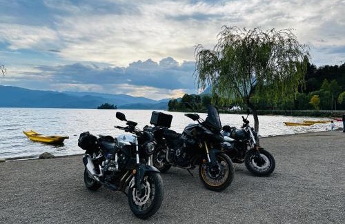 Lugu Lake - Yanyuan Bed & Breakfast | Lugu Lake Motorcycle Travel Home