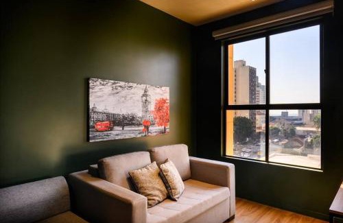 Centro Apartment | Luix Londrina Flat Hotel , 707, QS completo