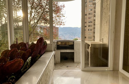 El Poblado Apartment | Lujoso penthouse en el poblado con piscina privada!