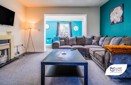 Plumtree House | Luke Stays - Park Avenue , Keyworth
