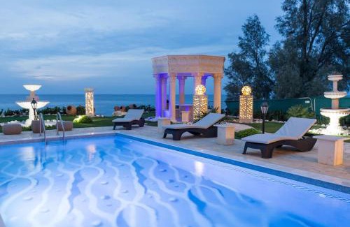 Ayia Marina Chrysochous Villa | Luksuzna Vila ob plaži z bazenom
